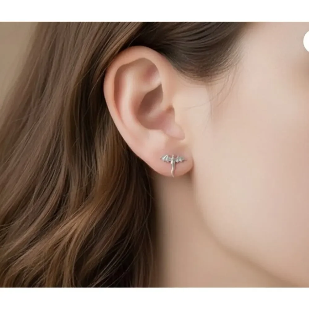 Tiny Dragon Inspire Delicate 925 Silver/Gold Push Back Fine Earrings For Woman